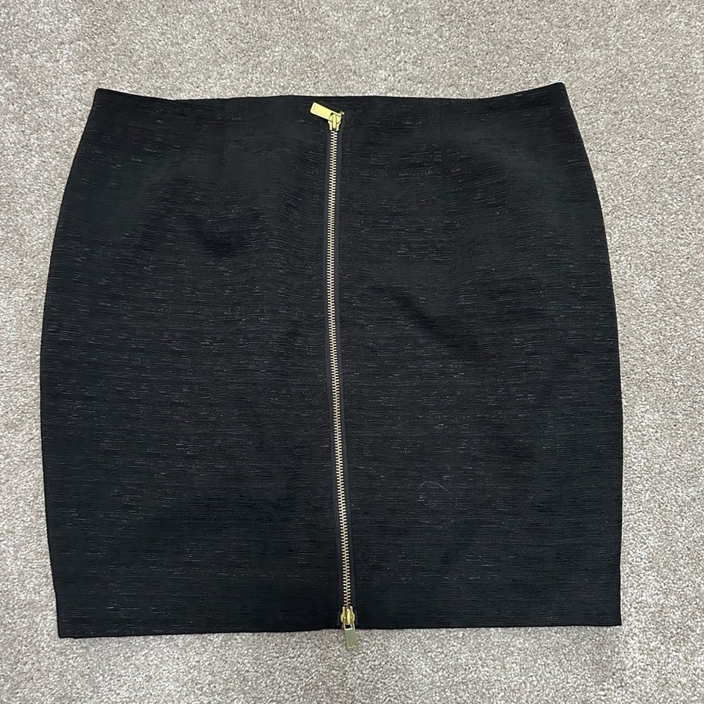Michael Kors Exposed Zipper Mini Pencil Skirt - size 10 - EUC -  Zip Front